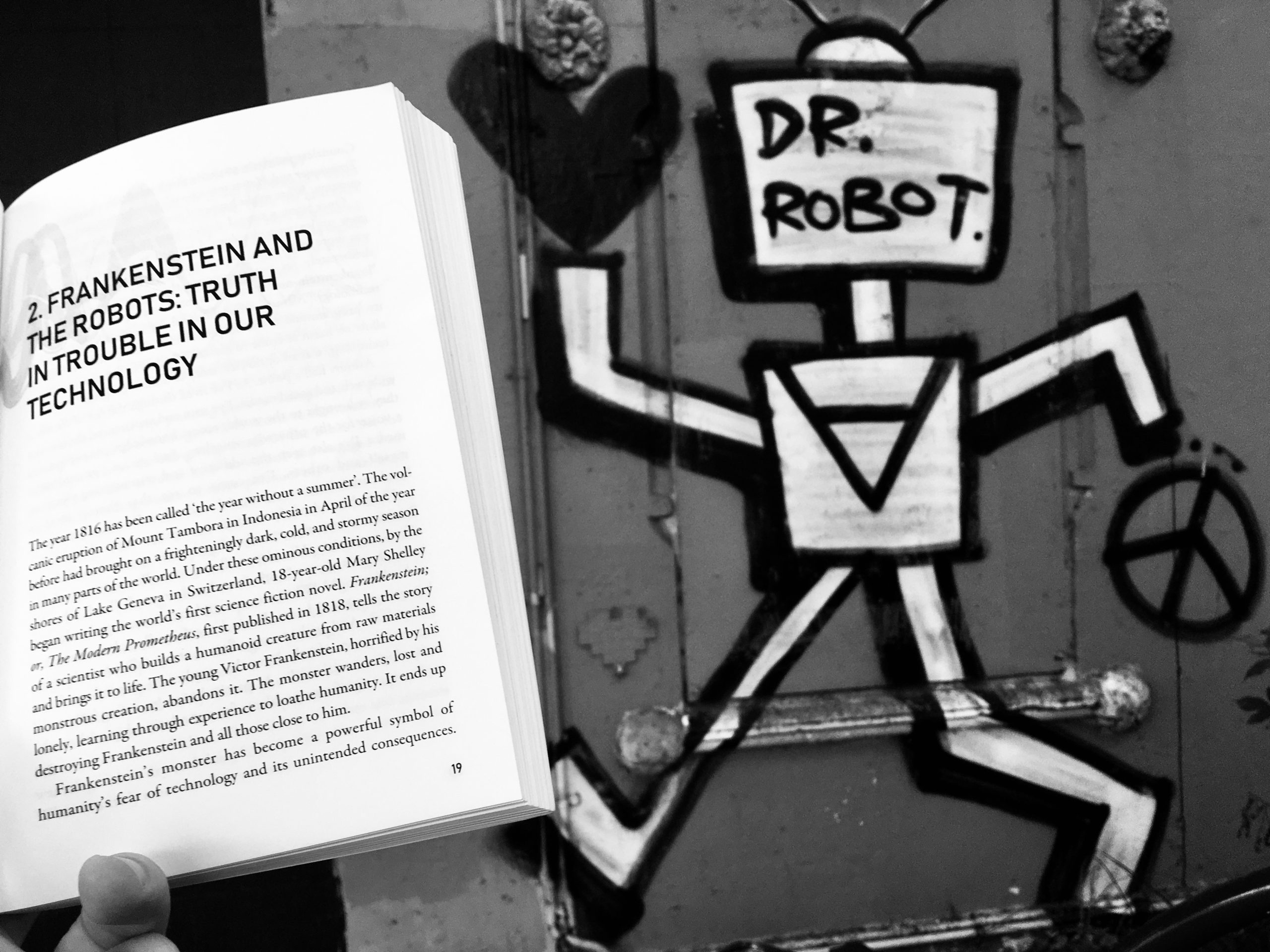 Lies, flattery, and Artificial Intelligence